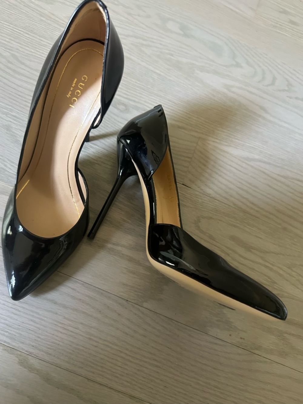 Gucci Black Patent Leather Pointed Toe Stilettos - Picture 5 of 7